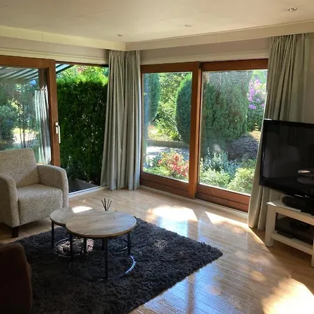 Chalet Boslaanhuisje Harderwijk
